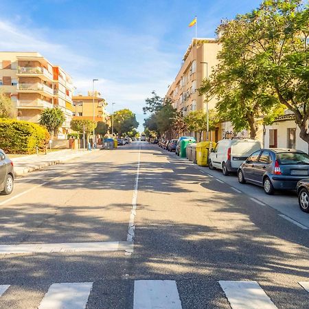 Apartamento Amplio y Acogedor en la Playa con Terraza Rincón de la Victoria Exterior foto