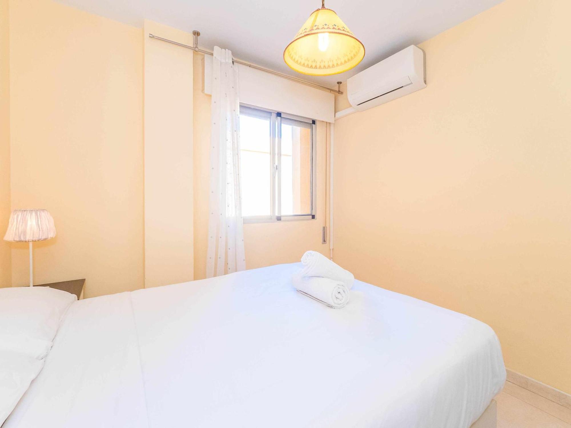 Apartamento Amplio y Acogedor en la Playa con Terraza Rincón de la Victoria Exterior foto