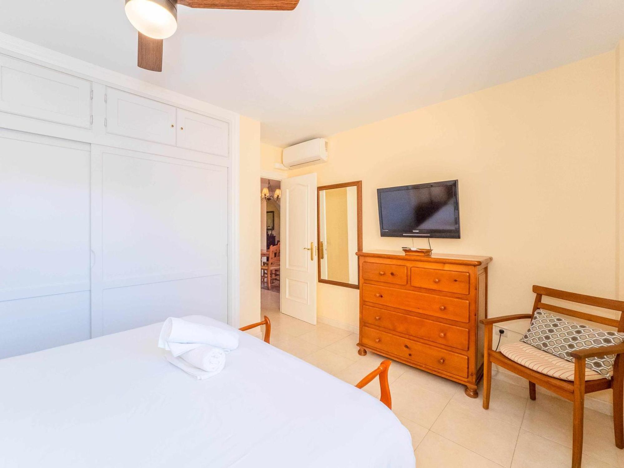 Apartamento Amplio y Acogedor en la Playa con Terraza Rincón de la Victoria Exterior foto
