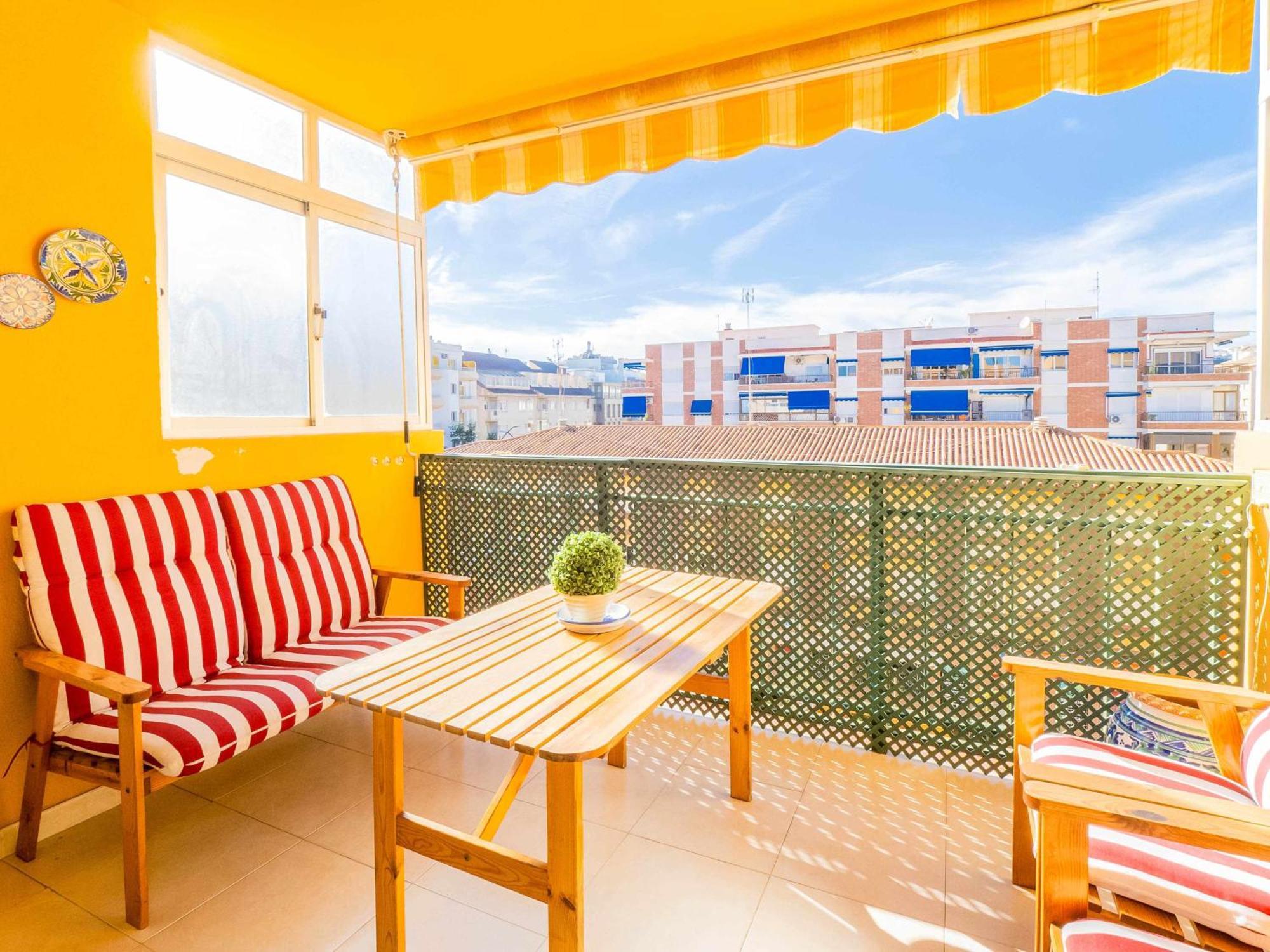 Apartamento Amplio y Acogedor en la Playa con Terraza Rincón de la Victoria Exterior foto